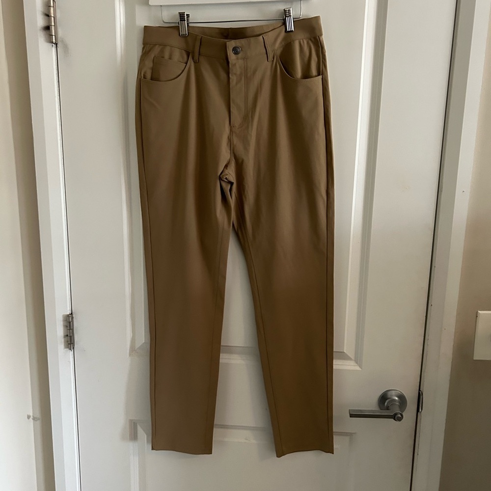 Fabletics Men's Khaki Chinos